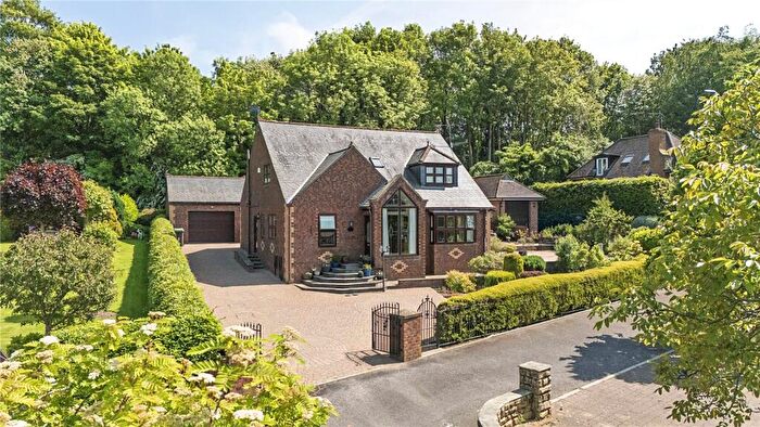 4 Bedroom Detached House For Sale In Oakwood Gardens, Consett, DH8
