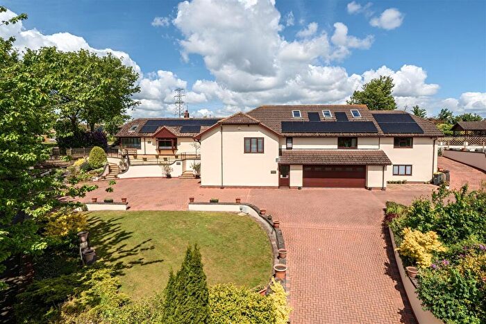 8 Bedroom Detached House For Sale In Sowton, Exeter, EX5