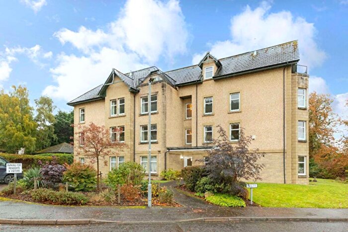 2 Bedroom Apartment For Sale In Station Bank, Peebles, EH45