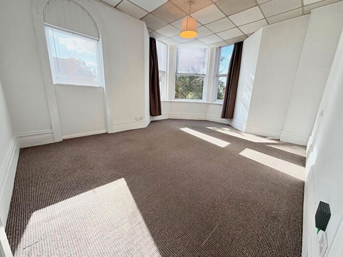 Flat To Rent In Eden Roc, Percy Road, BH5