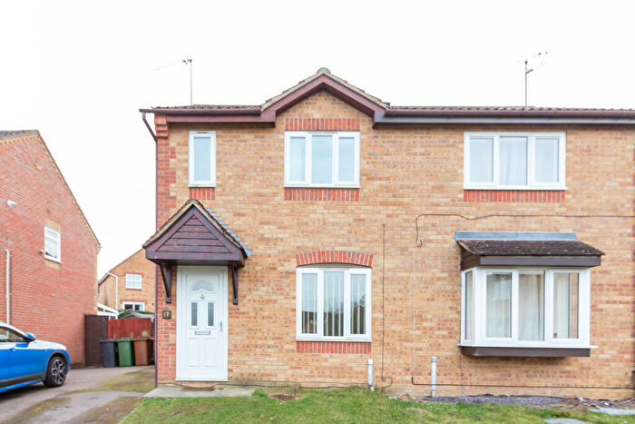 2 Bedroom Semi-Detached House To Rent In Elizabeth Close, Wellingborough, NN8
