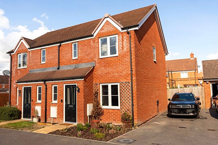 3 Bedroom Semi-Detached House For Sale In Campbell Grove, Horley, RH6