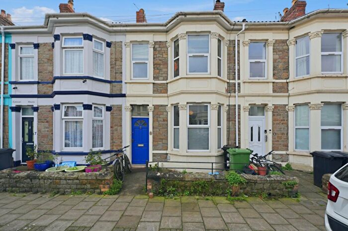 3 Bedroom Terraced House For Sale In Roseberry Road, Bristol, BS5