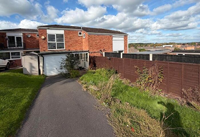 3 Bedroom Semi-Detached House For Sale In Hayworth Road, Sandiacre, Nottingham, NG10