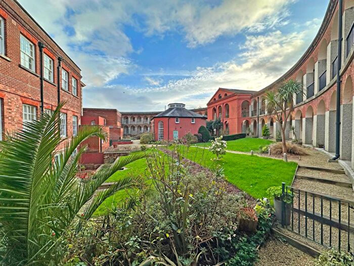 2 Bedroom Flat For Sale In The Orangery, Exminster, Exeter, EX6