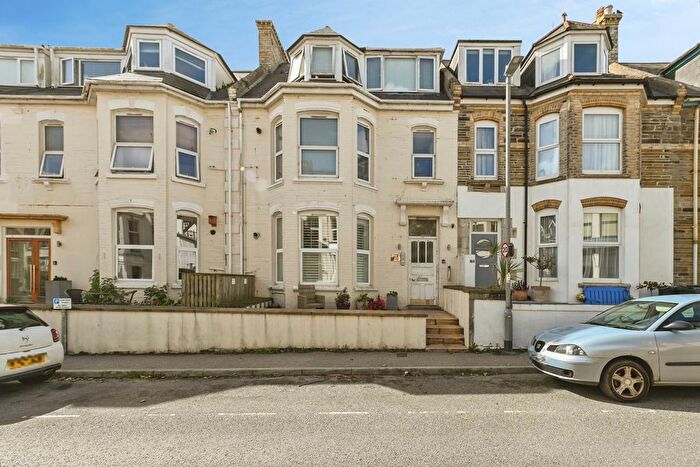 1 Bedroom Flat For Sale In Tolcarne Road, Newquay, Cornwall, TR7