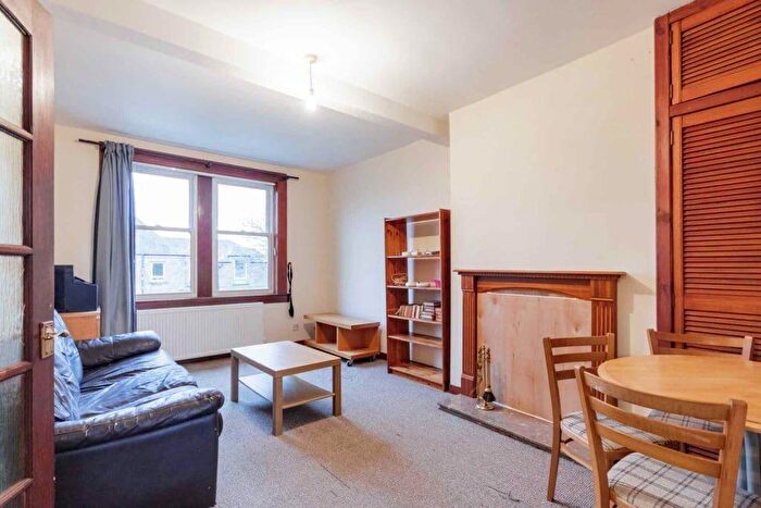 2 Bedroom Flat To Rent In L Newtoft Street, Edinburgh, EH17