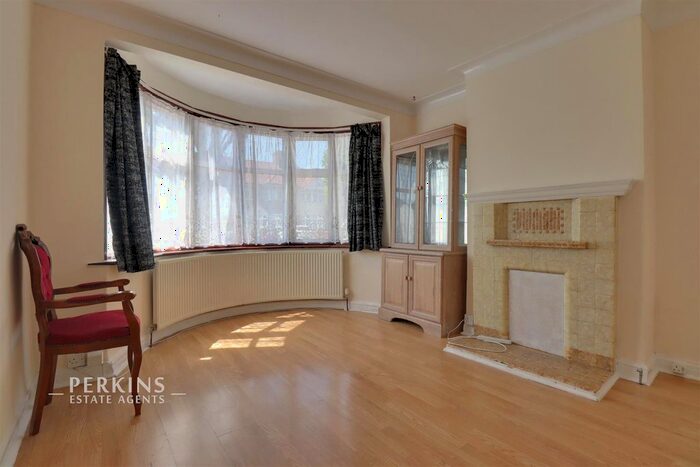 3 Bedroom Terraced House To Rent In Northolt, UB5