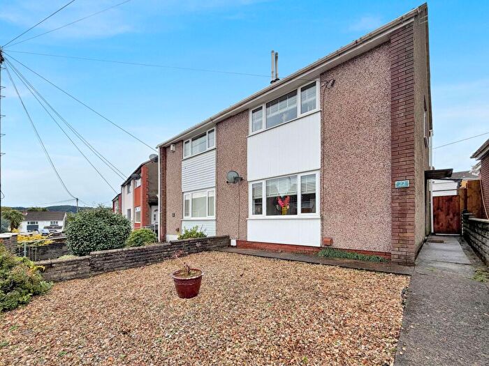 2 Bedroom Semi-Detached House For Sale In Llwyn On Close, Caerphilly, CF83