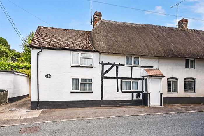 2 Bedroom Cottage For Sale In Ludgershall Road, Collingbourne Ducis, Marlborough, SN8