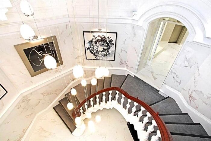 1 Bedroom Apartment To Rent In Pennine House, Well Street, Bradford, BD1