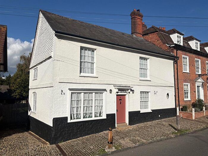 3 Bedroom Property For Sale In High Street, Chipstead, Chain Free, TN13