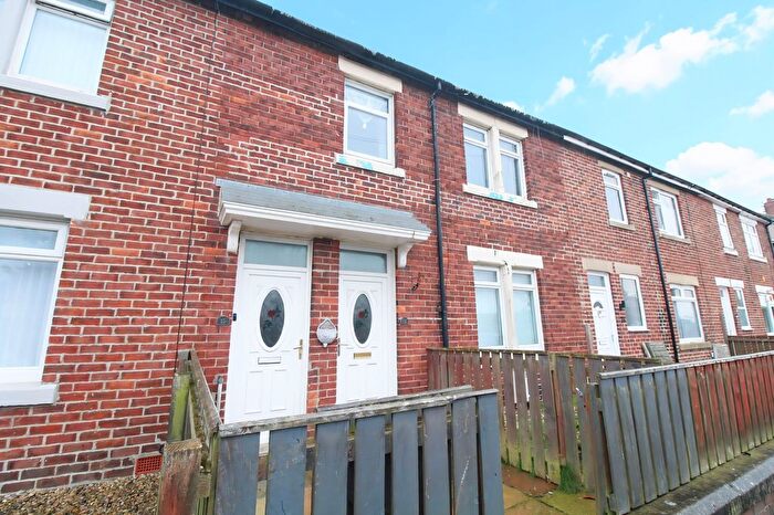 4 Bedroom Flat For Sale In Storey Crescent, Newbiggin-By-The-Sea, NE64