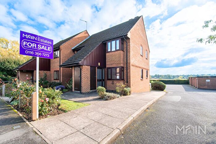 2 Bedroom Flat For Sale In Marydene Court, Marydene Drive, LE5