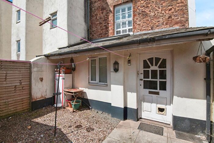 1 Bedroom Flat For Sale In Hampden Place, Exeter, EX2
