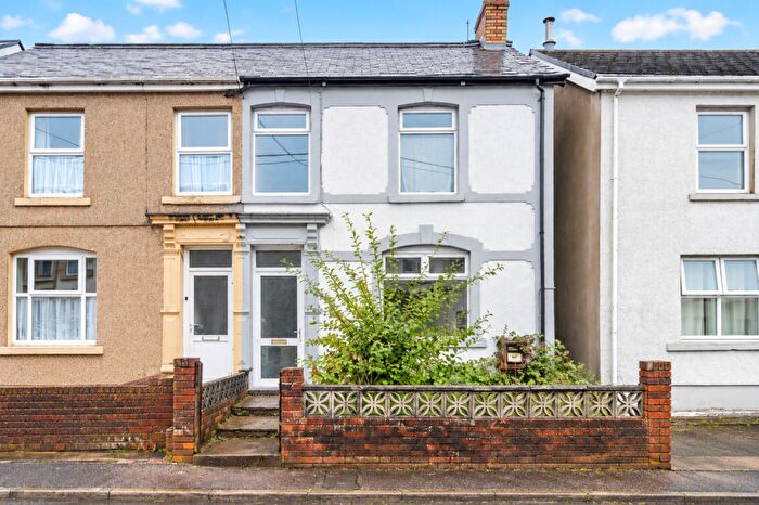 3 Bedroom Semi-Detached House For Sale In Tirycoed Road Glanamman, Ammanford, SA18