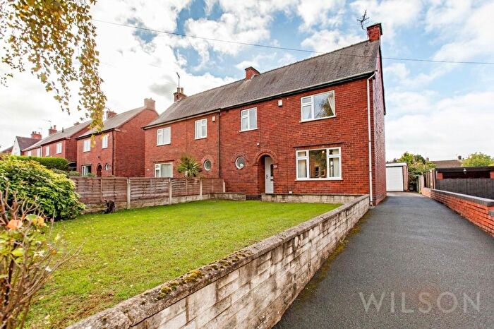 3 Bedroom Semi-Detached House For Sale In Storforth Lane, Chesterfield, S41