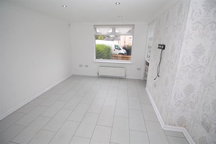 2 Bedroom Flat For Sale In Wallace Street, Greenock, PA16