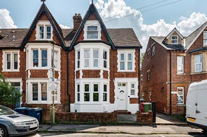 6 Bedroom Semi-Detached House To Rent In Fairacres Road, Oxford, OX4