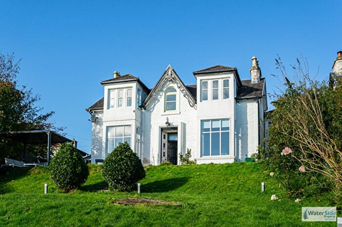 3 Bedroom Flat For Sale In Marine Parade, Hunters Quay, Dunoon, PA23