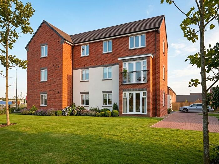 2 Bedroom Flat To Rent In Collis Close, Burntwood, WS7