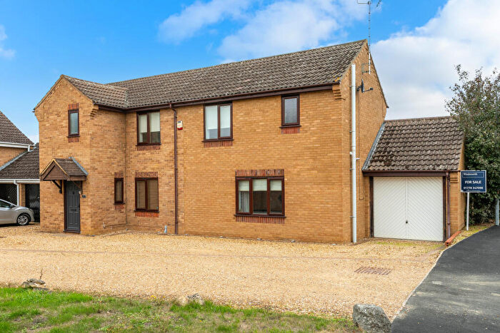 4 Bedroom Detached House For Sale In Althorpe Close, Market Deeping, Peterborough, Lincolnshire, PE6