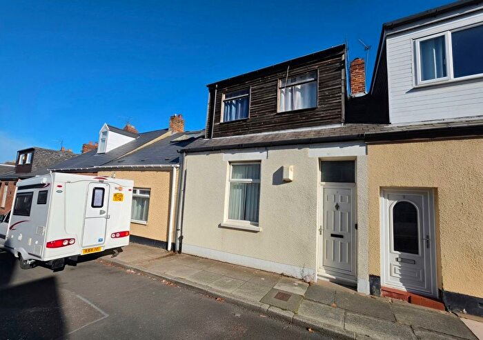 4 Bedroom Cottage For Sale In Shepherd Street, Sunderland, SR4