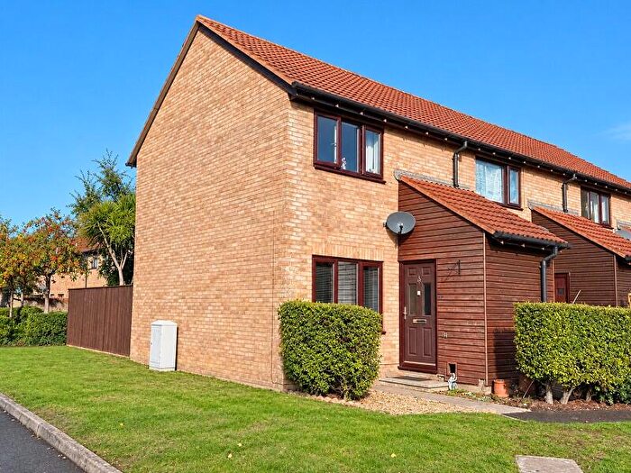 2 Bedroom End Of Terrace House For Sale In Eastlands, New Milton, Hampshire., BH25