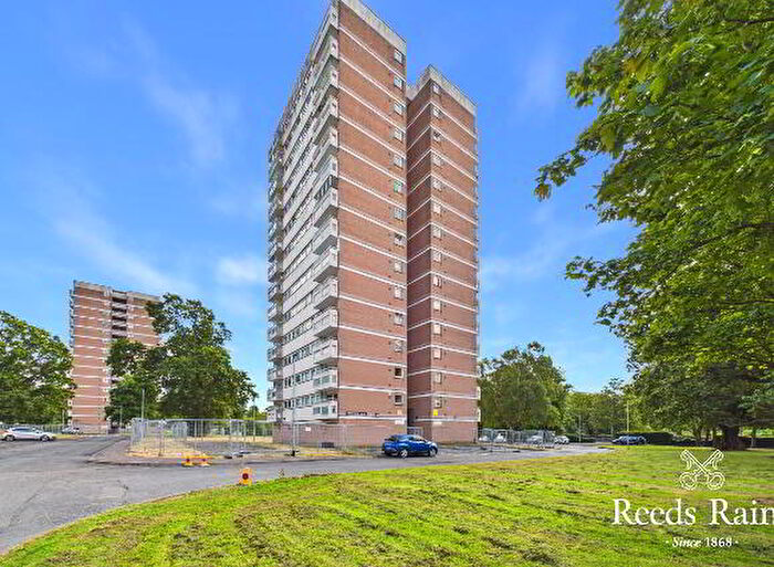 2 Bedroom Apartments For Sale In D Beechwood House, Newtownabbey, BT37