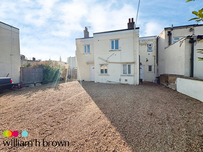 1 Bedroom Flat To Rent In Cressing Road, Braintree, CM7