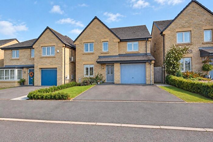 4 Bedroom Detached House For Sale In Ingleton Crescent, Clitheroe, Lancashire, BB7