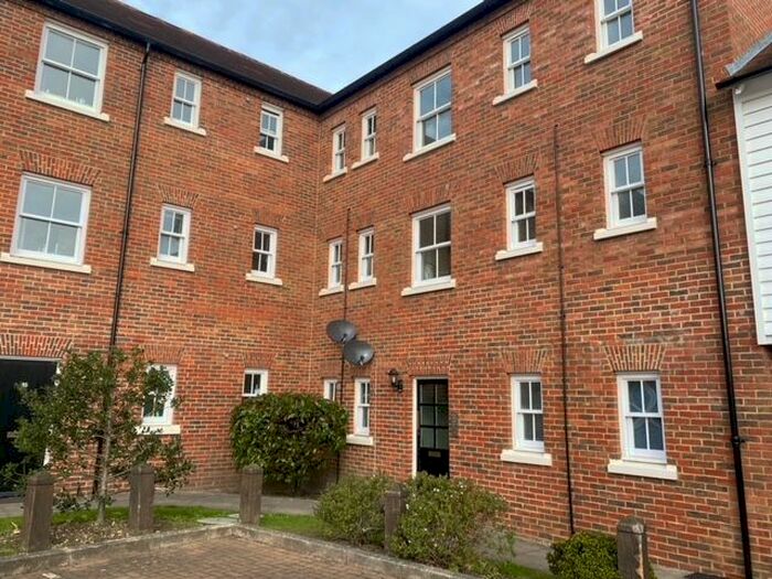 1 Bedroom Flat To Rent In Canterbury, CT2