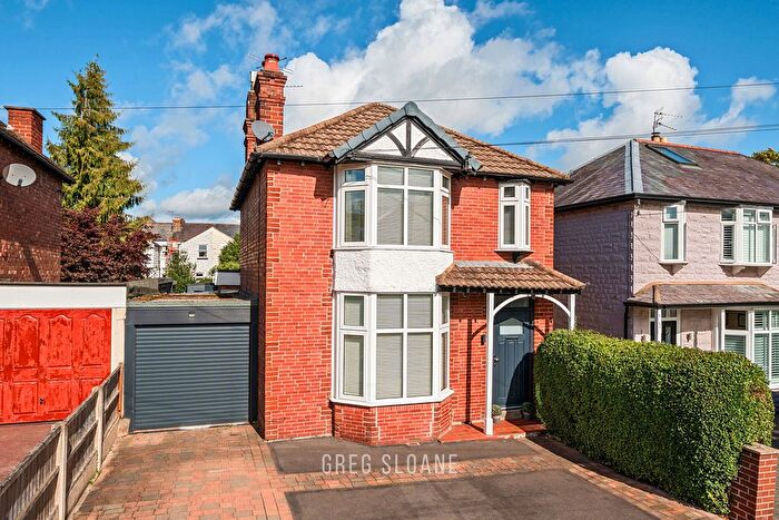 3 Bedroom Detached House For Sale In Copthorne Drive, Woodfield (Port Hill), SY3