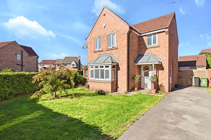 3 Bedroom Detached House For Sale In Minchin Close, York, North Yorkshire, YO30
