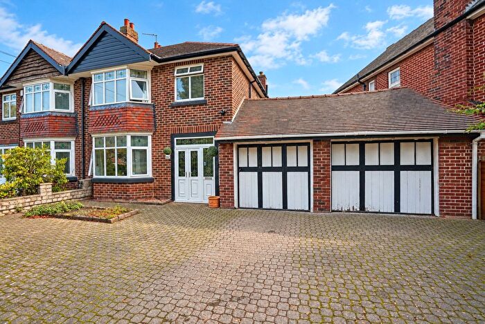 3 Bedroom Semi-Detached House For Sale In Herringthorpe Valley Road, Rotherham, South Yorkshire, S65