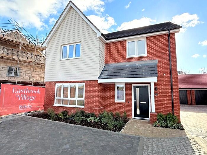 4 Bedroom Detached House To Rent In Compana Drive, Eastbrook Village, MK16