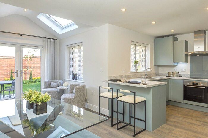 3 Bedroom Semi-Detached House For Sale In Buckler's Park, Crowthorne, Berkshire, RG45