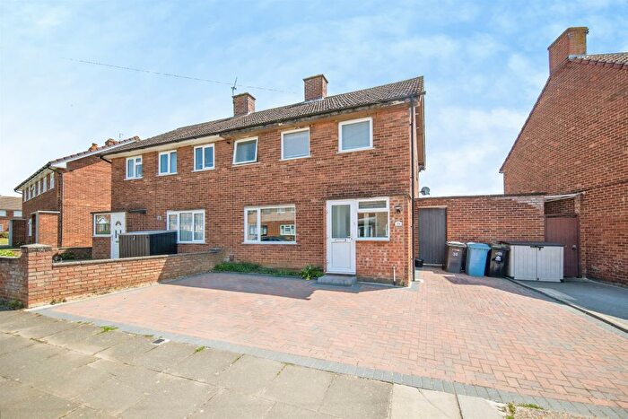 3 Bedroom Semi-Detached House For Sale In Moore Road, Ipswich, IP1