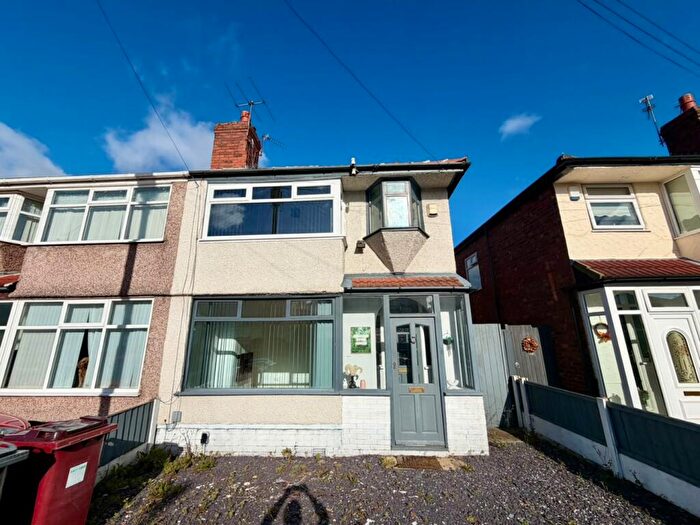 3 Bedroom Semi-Detached House To Rent In Ashbourne Crescent, Huyton, Liverpool, L36