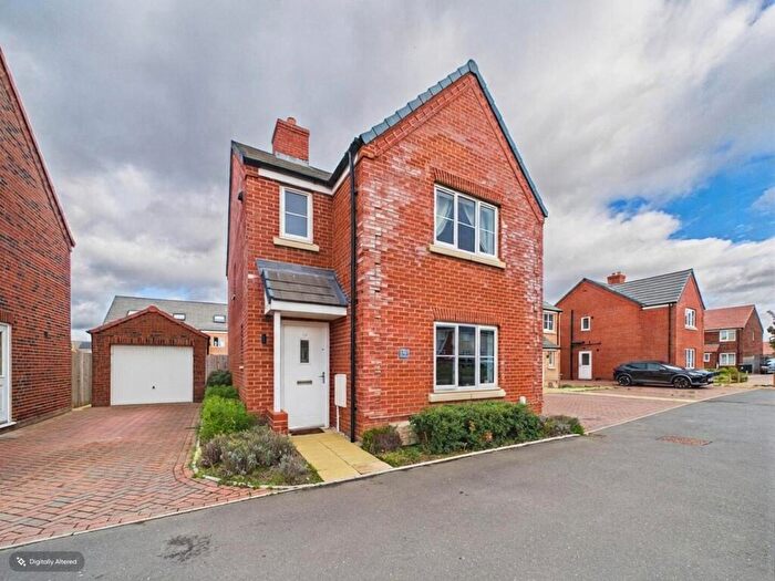 3 Bedroom Detached House For Sale In Gates Close, Thurston, IP31