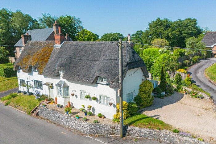 3 Bedroom Semi-Detached House For Sale In High Street, Burbage, Marlborough, Wiltshire, SN8
