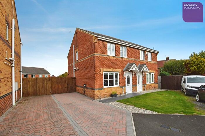 3 Bedroom Semi-Detached House For Sale In Hetherset Close, SR4