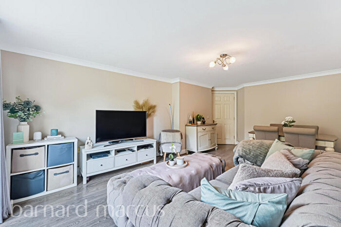 2 Bedroom Apartment To Rent In East India Way, Croydon, CR0