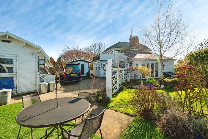 3 Bedroom Detached House For Sale In Watering Pit Lane, Norwich, NR12
