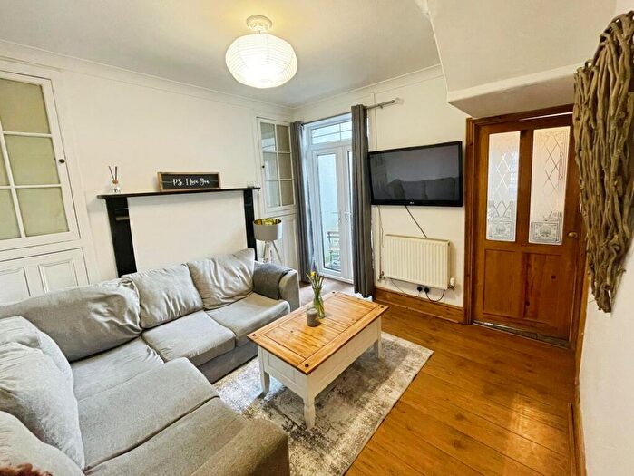 3 Bedroom Terraced House For Sale In Heol Eglwys, Pen-Y-Fai, CF31