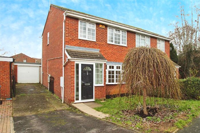 3 Bedroom Semi-Detached House To Rent In Hare Close, Buckingham, Buckinghamshire, MK18