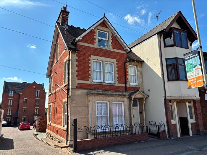 Studio To Rent In St Marys Road, Market Harborough, Leicestershire, LE16