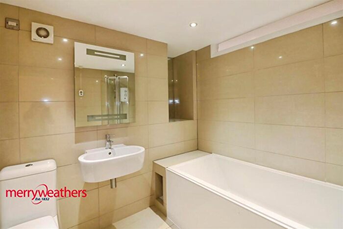2 Bedroom Maisonette To Rent In Derby Street, Sheffield, S2