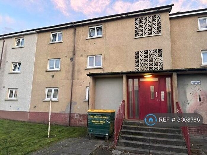 2 Bedroom Flat To Rent In Douglas View, Coatbridge, ML5