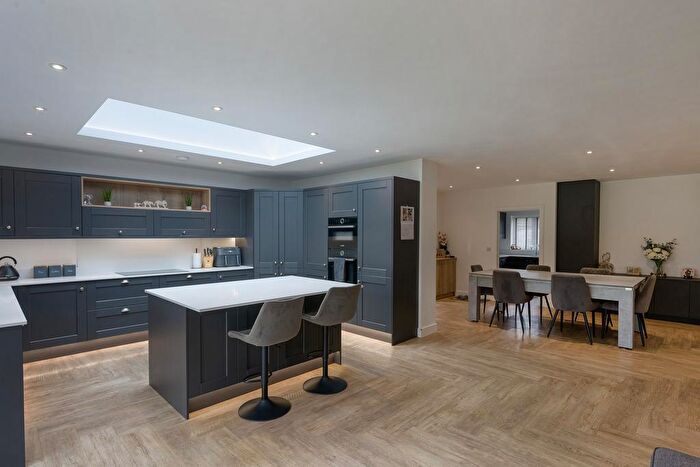 5 Bedroom Detached House For Sale In Money Bank, Wisbech, Cambs, PE13